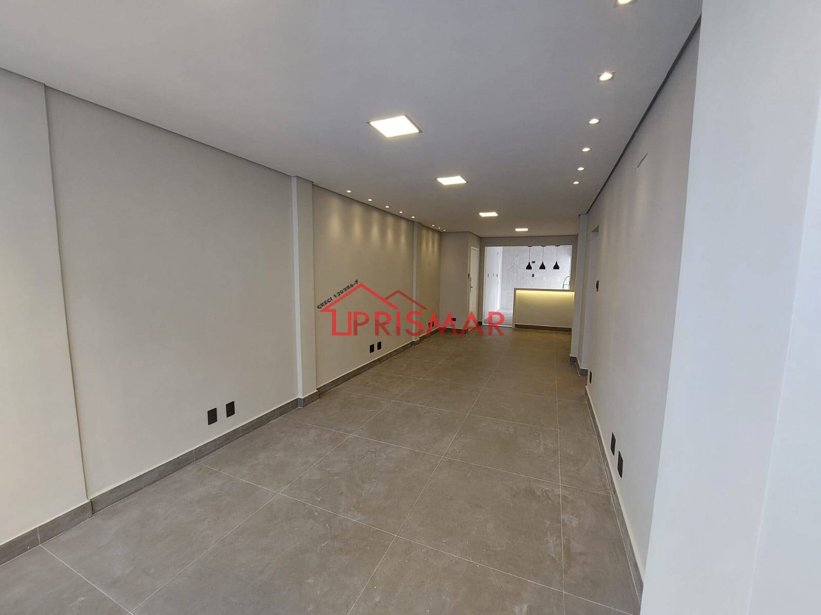 Apartamento à venda com 2 quartos, 85m² - Foto 1