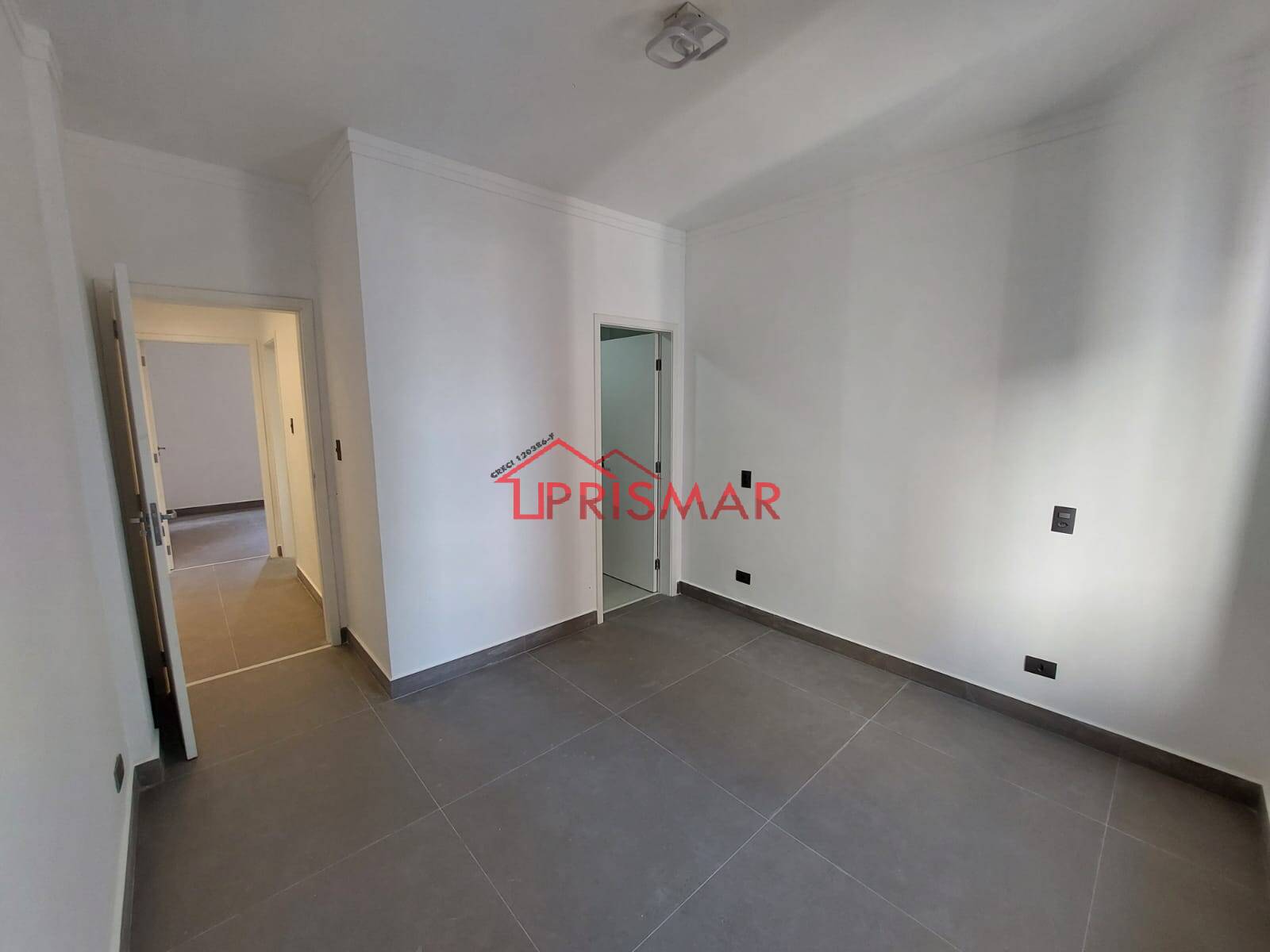 Apartamento à venda com 2 quartos, 85m² - Foto 15