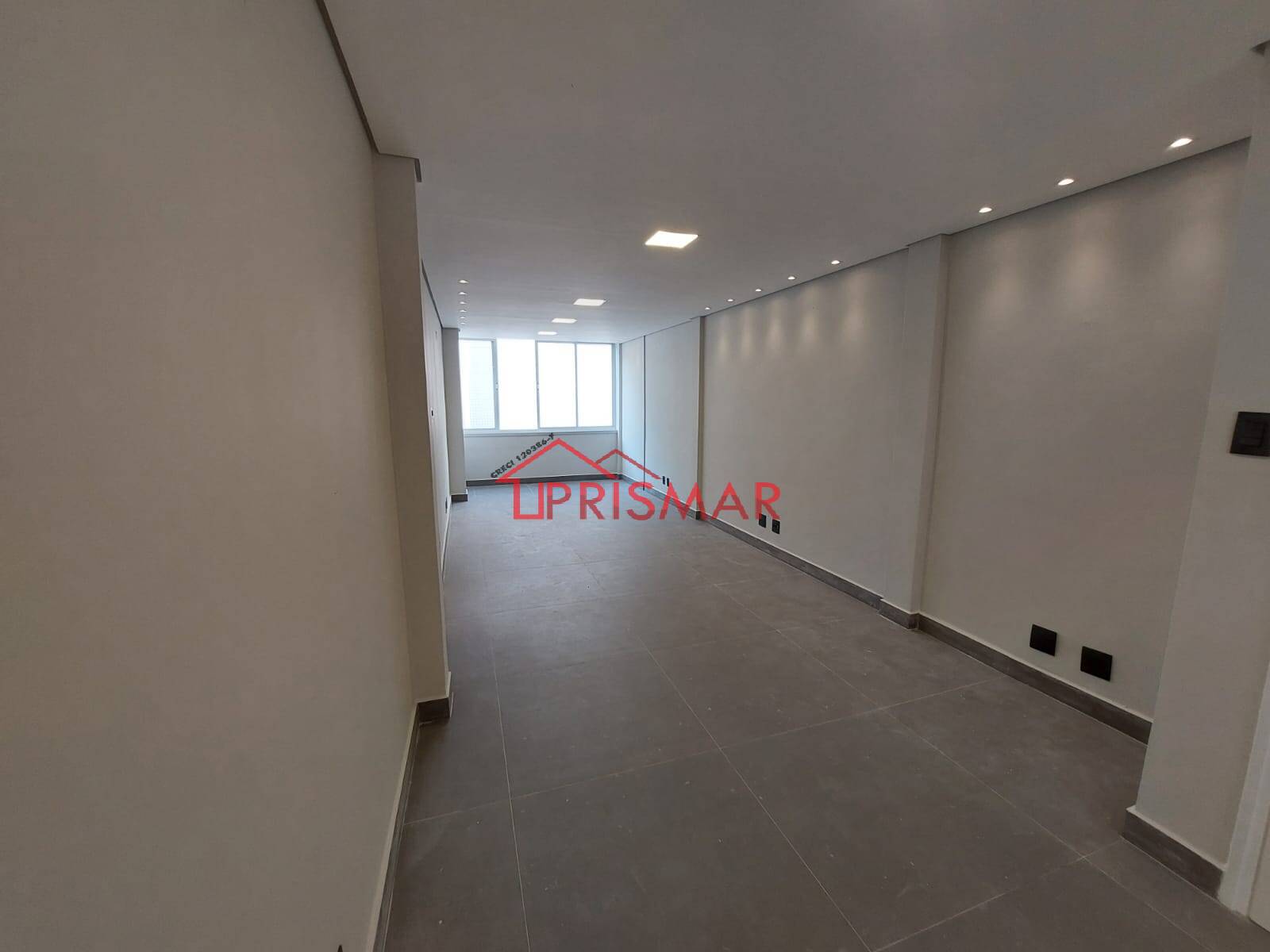 Apartamento à venda com 2 quartos, 85m² - Foto 2