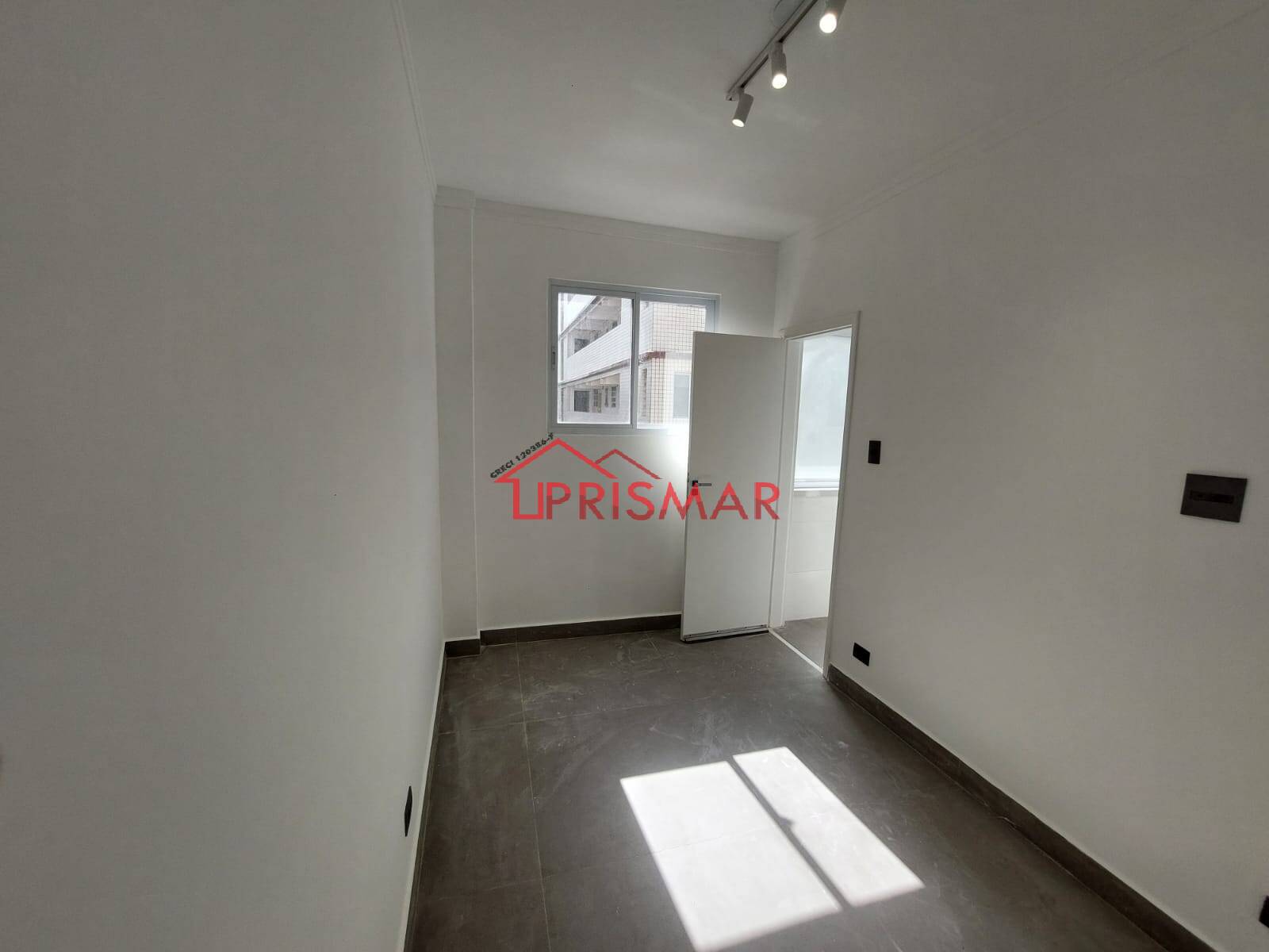 Apartamento à venda com 2 quartos, 85m² - Foto 10