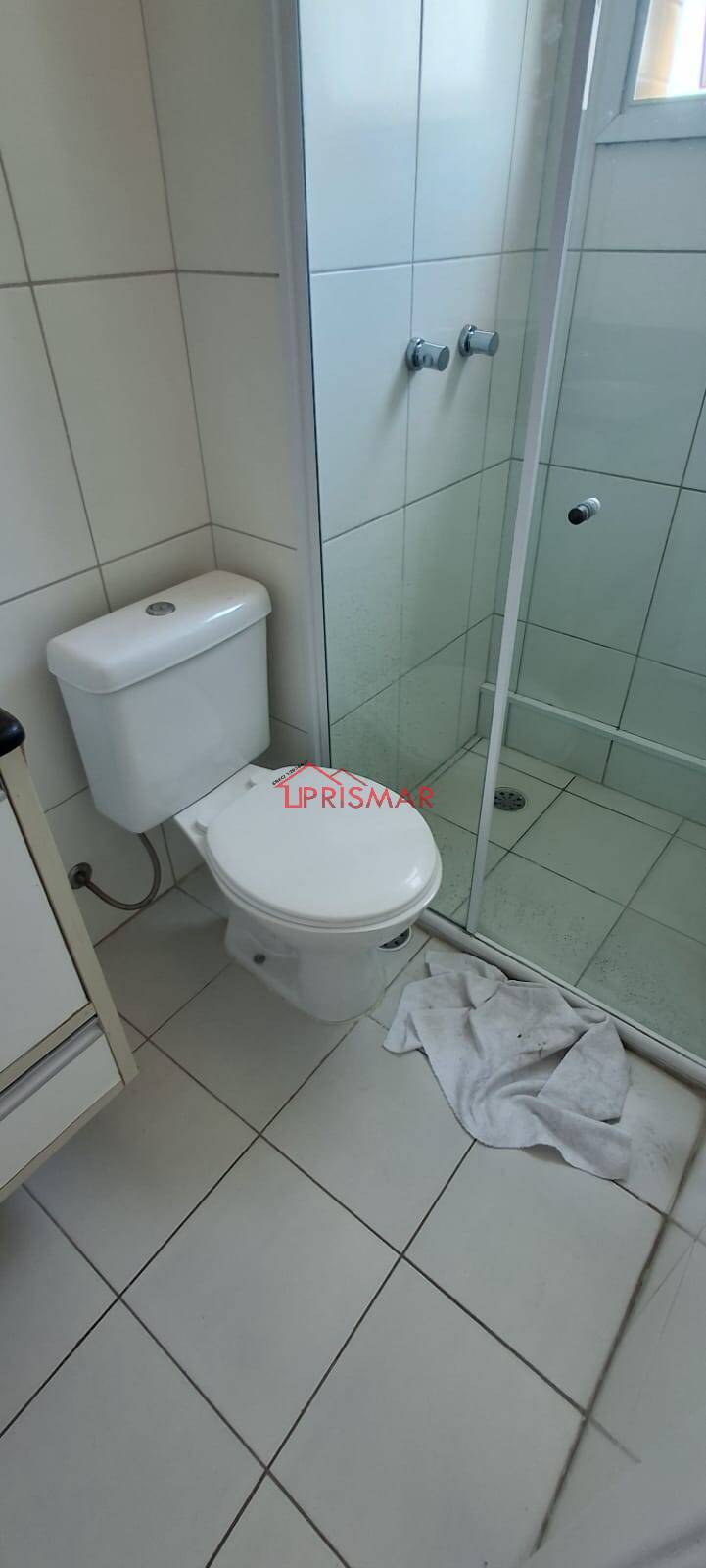 Apartamento para alugar com 2 quartos, 68m² - Foto 11