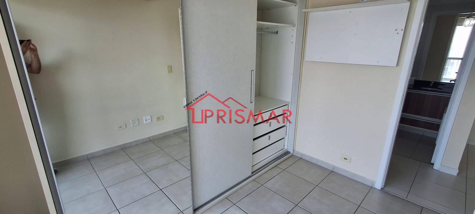 Apartamento para alugar com 2 quartos, 68m² - Foto 18